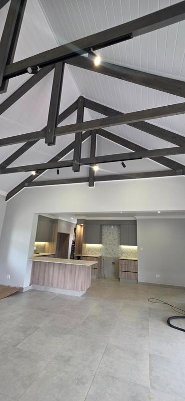 3 Bedroom Property for Sale in Outeniquasbosch Western Cape